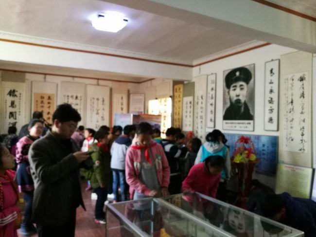 清明纪念活动011843
